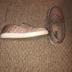 Steve Madden Rose Gold Slip ons
